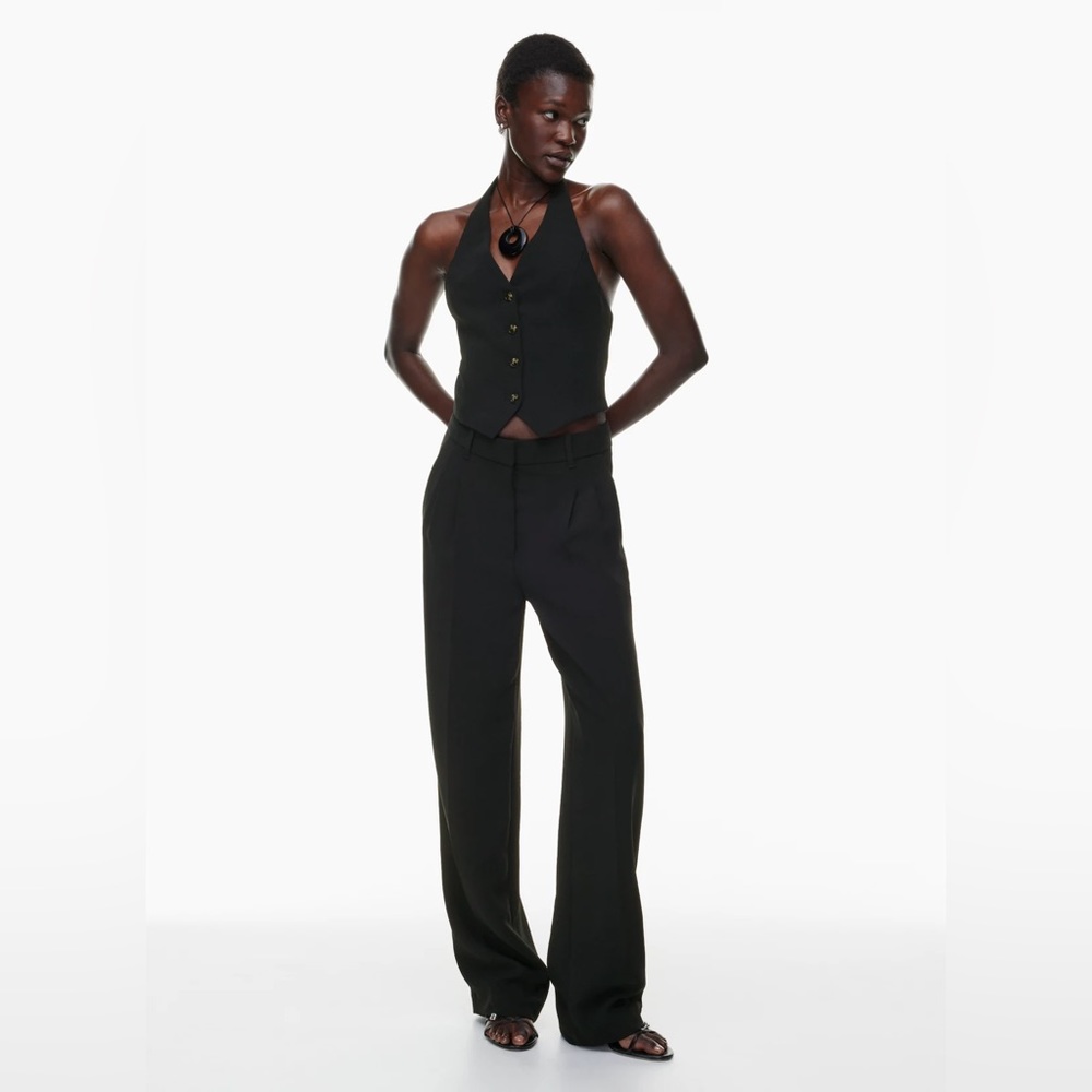 Aritzia Effortless Pant Sz8 Crepette R length.